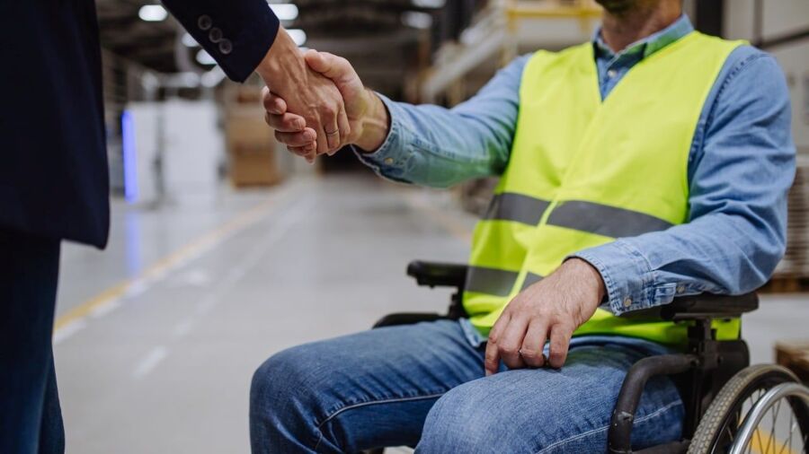 Marché travail handicapé accessible