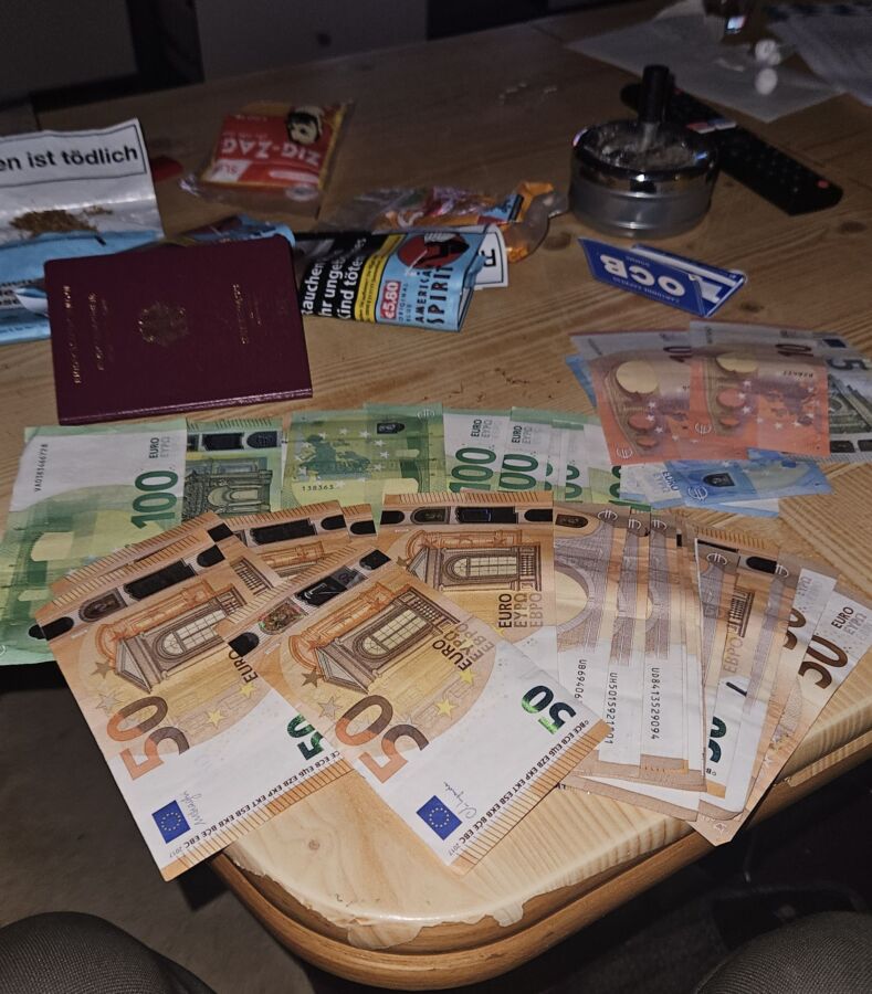 Conversion 2300 euros brut